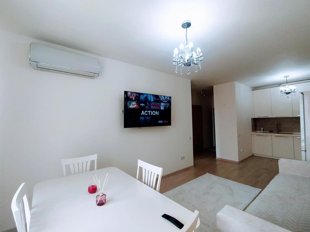 Vanilla Vip Apartment Lviv Exterior foto
